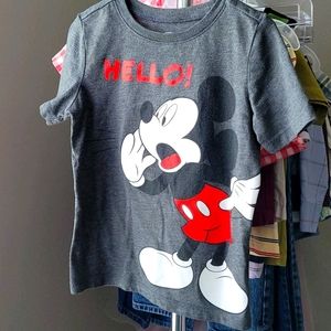 Little boy Old navy mickey mouse tee